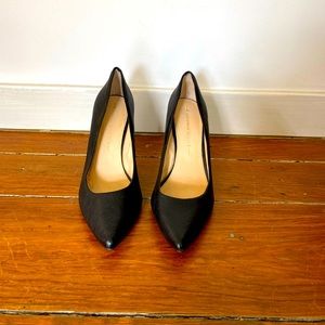 Banana Republic Simple Black Pump
